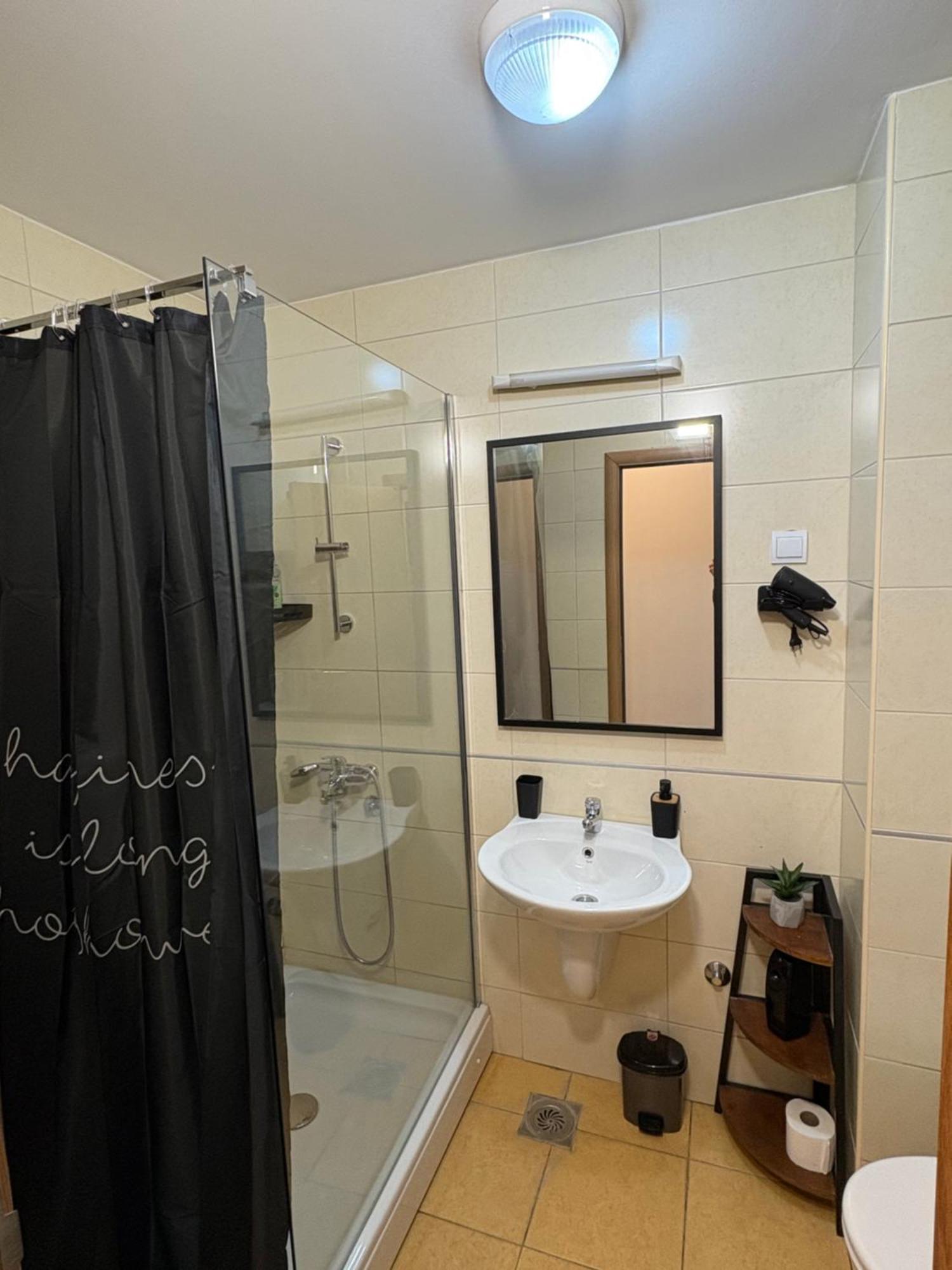 Apartment Podgorica Buitenkant foto