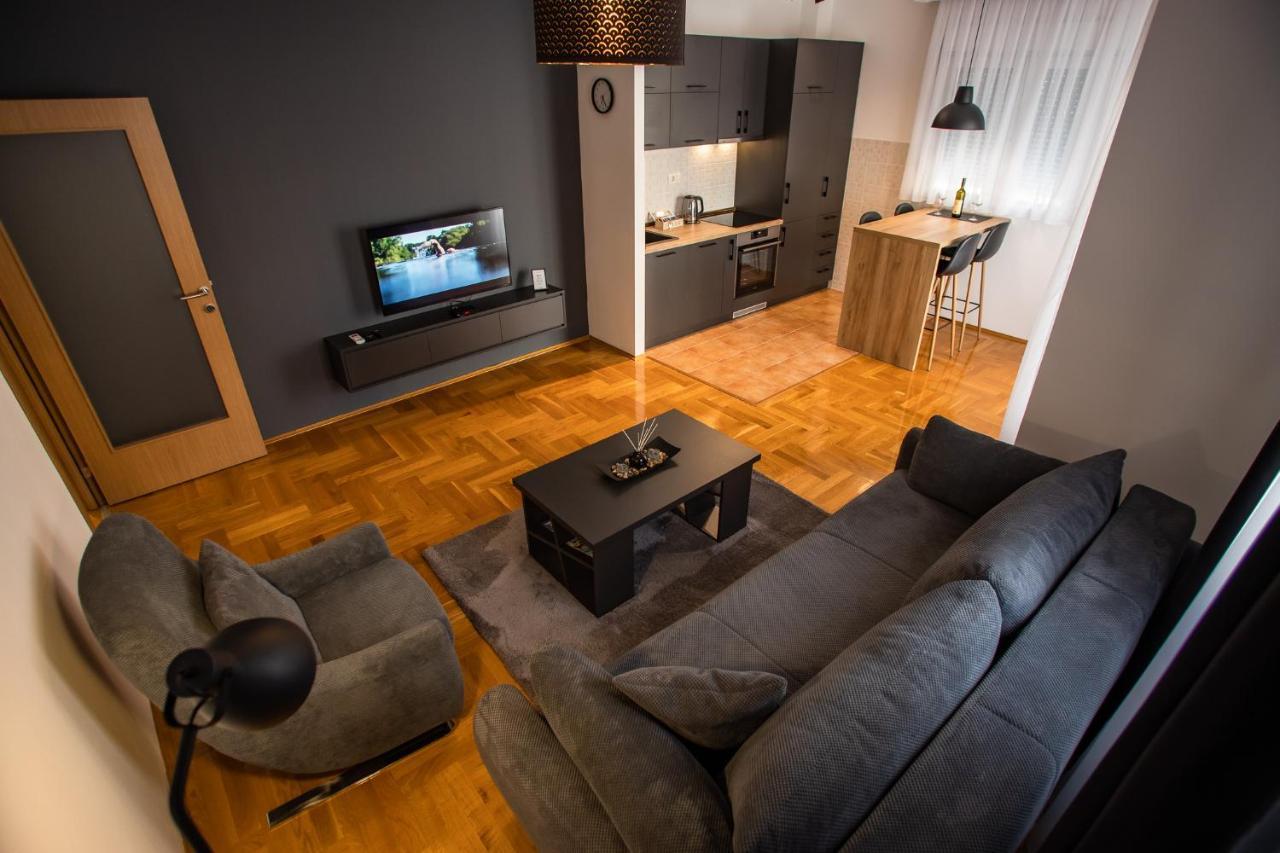 Apartment Podgorica Buitenkant foto