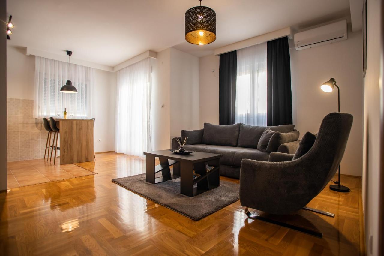 Apartment Podgorica Buitenkant foto
