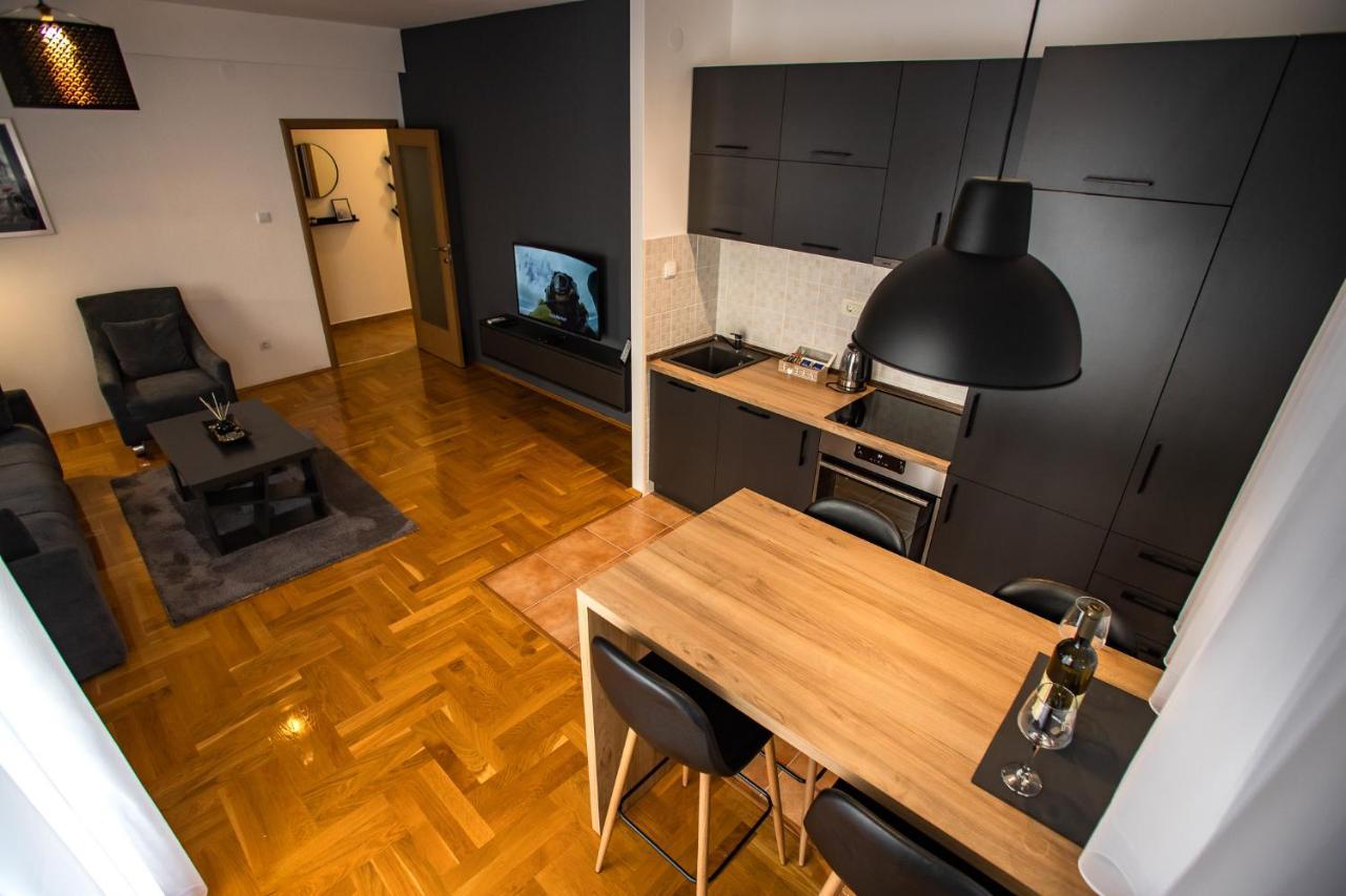 Apartment Podgorica Buitenkant foto